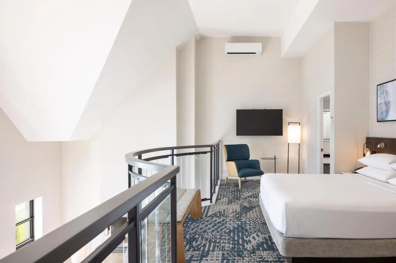 Delta Hotels By Marriott Victoria Ocean Pointe Resort