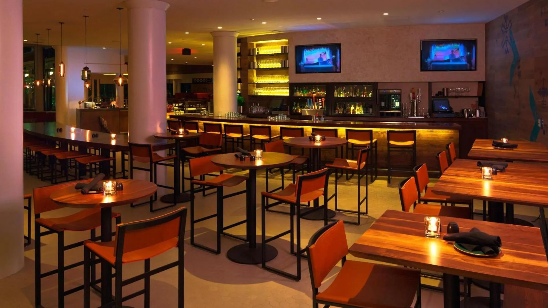 Delta Hotels By Marriott Victoria Ocean Pointe Resort 4*,  Canada