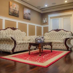 Rocky Ridge Executive Apartment