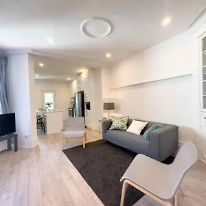 Big Beautiful 3-bedr Only 2min To Metro Villamaria Apartment Montreal