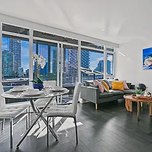 Stunning 1 Bed In Yaletown Panoramic Views Apartment Vancouver
