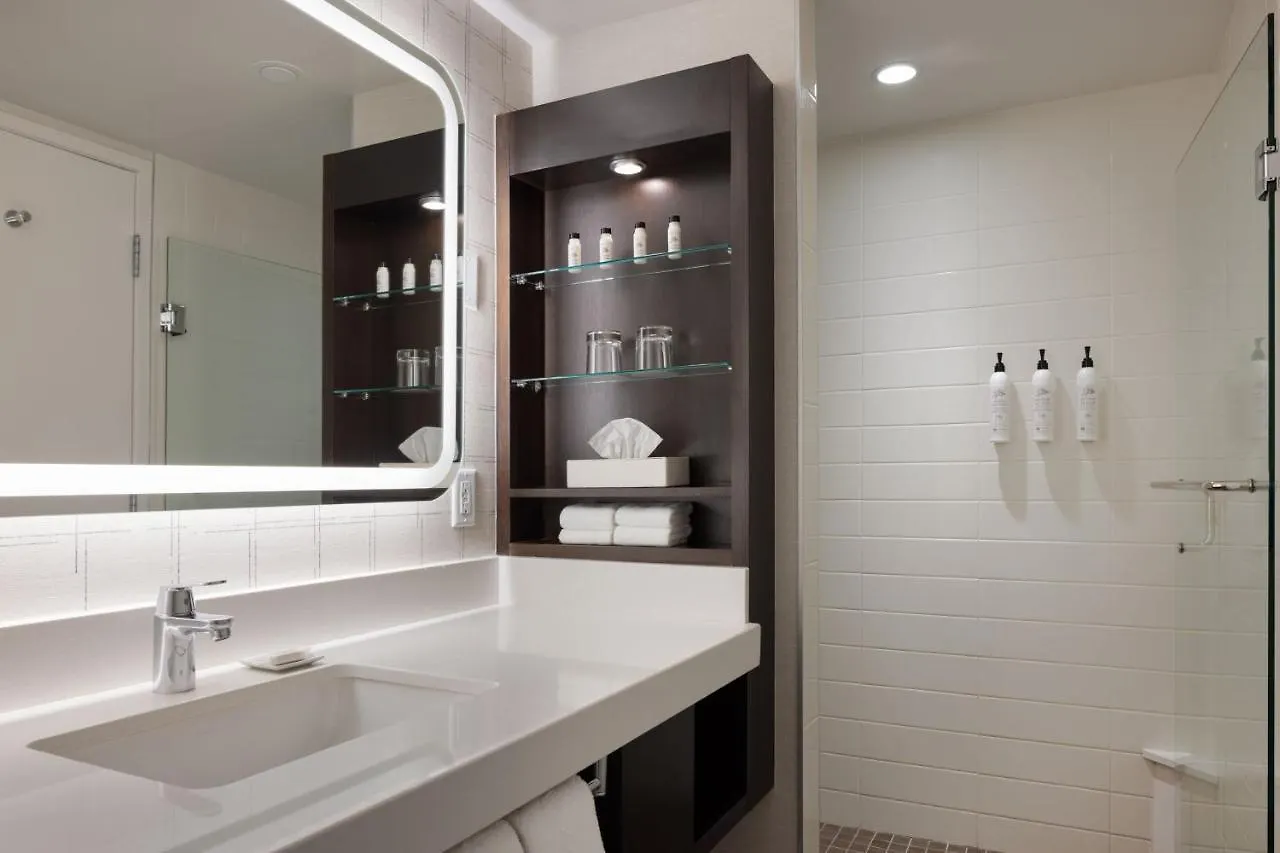 Delta Hotels By Marriott Victoria Ocean Pointe Resort 4*,  Canada